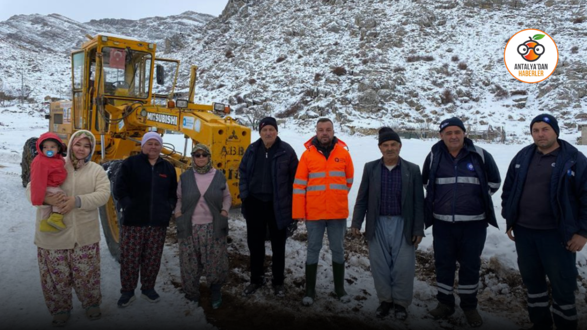 Antalya’da yaylada mahsur kalanlar büyükşehir ekipleri tarafından kurtarıldı